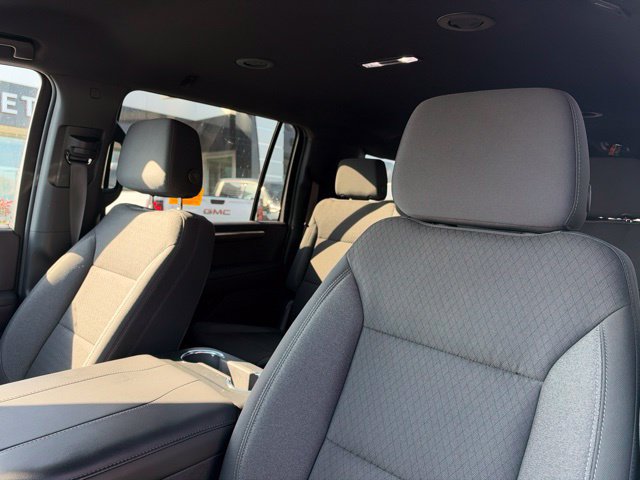 Used 2025 Chevrolet Suburban LS AWD/4WD image 11