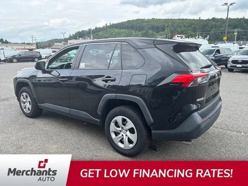 Used 2024 Toyota RAV4 LE AWD/4WD image 5