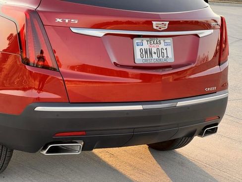 New 2026 Cadillac XT5 Luxury image 6