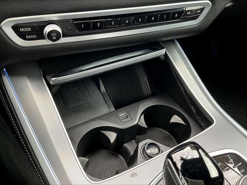 Used 2023 BMW X5 xDrive45e w/ Parking Assistance Package image 33