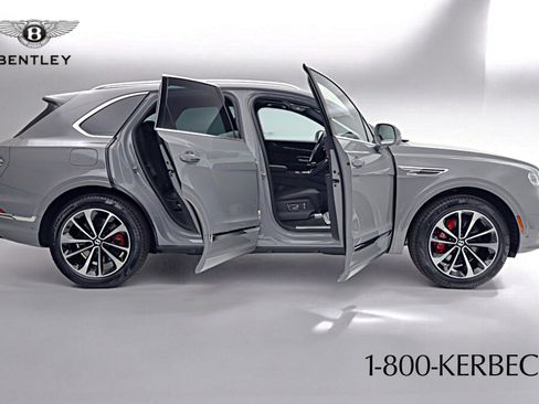 New 2025 Bentley Bentayga image 21