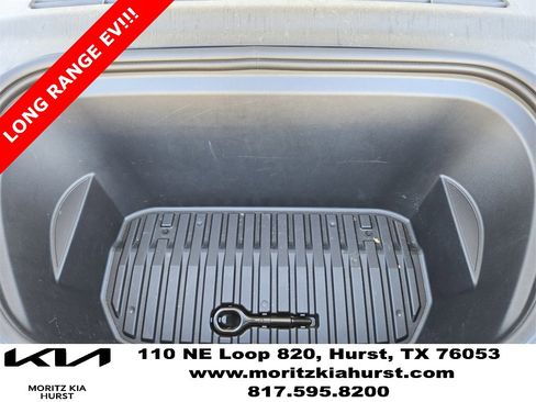 Used 2022 Tesla Model Y Long Range image 32