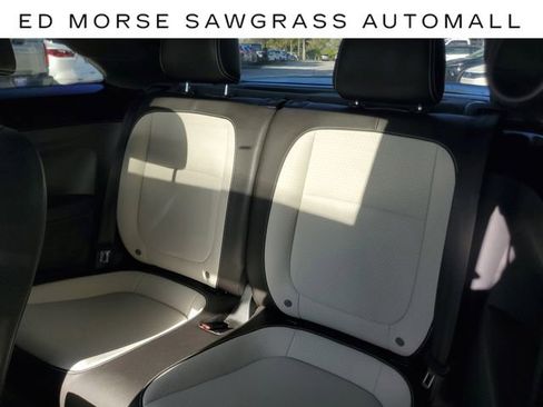 Used 2019 Volkswagen Beetle 2.0T SE image 14