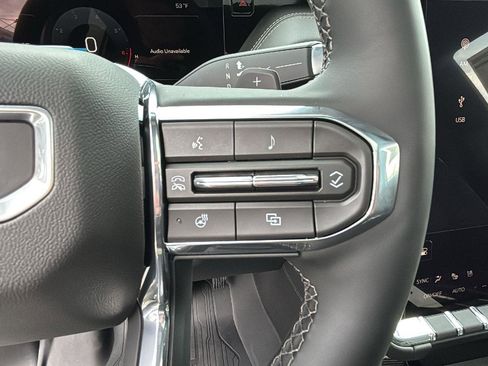 New 2026 GMC Yukon Elevation image 17