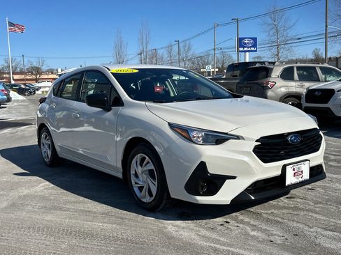 Certified 2025 Subaru Impreza 2.0i image 5