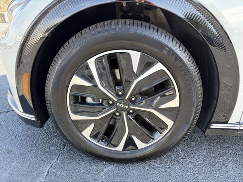 Used 2022 Kia EV6 Wind w/ Wind Technology Package image 11