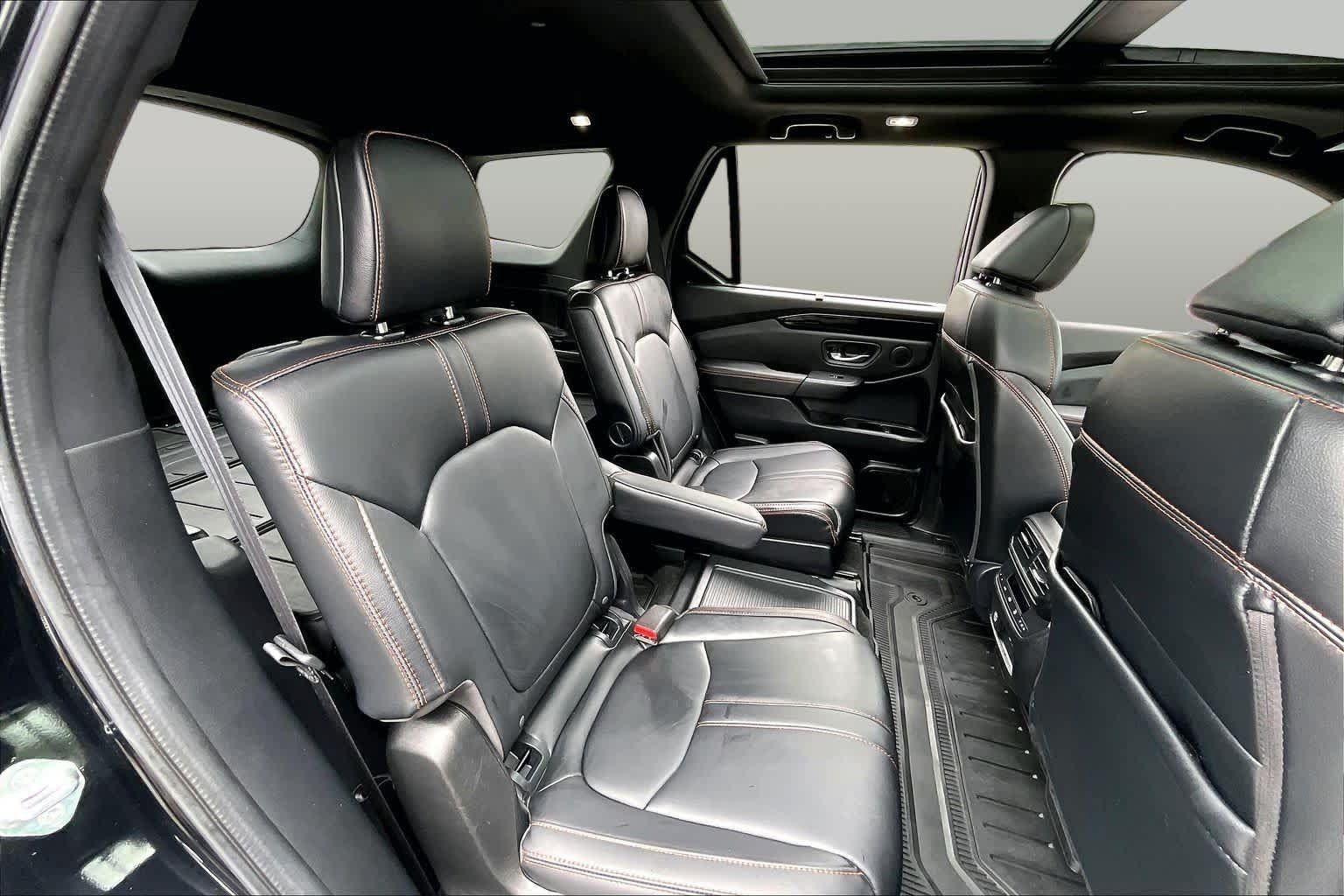Used 2024 Honda Pilot TrailSport image 21