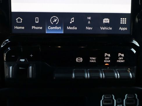 Used 2024 RAM 3500 Limited w/ Night Edition image 43