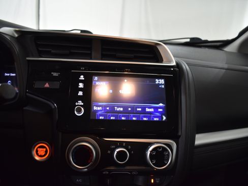 Used 2018 Honda Fit EX image 22