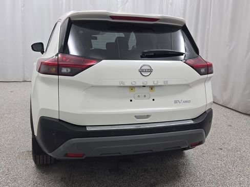 Used 2023 Nissan Rogue SV image 14