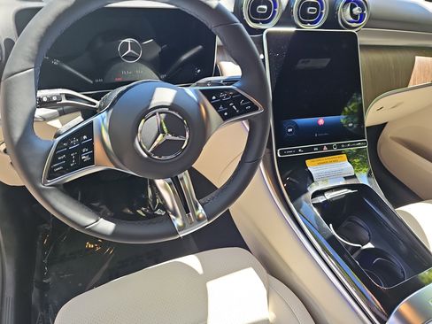 New 2026 Mercedes-Benz GLC 300 4MATIC image 17
