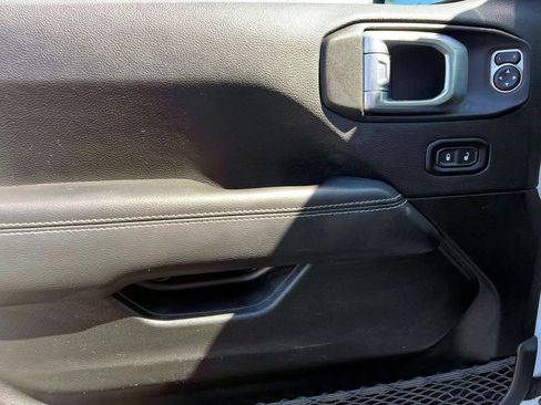 Used 2022 Jeep Wrangler Unlimited Sahara 4xe w/ Cold Weather Group image 16