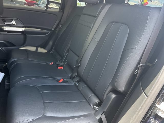 Used 2023 Mercedes-Benz GLB 250 4MATIC image 21