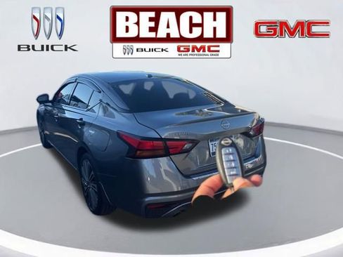 Used 2023 Nissan Altima 2.5 SL image 7