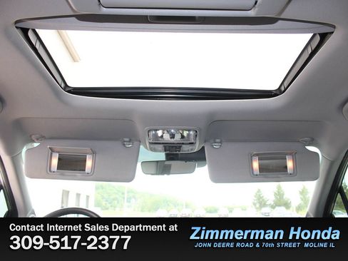 Certified 2019 Honda Pilot Touring image 12