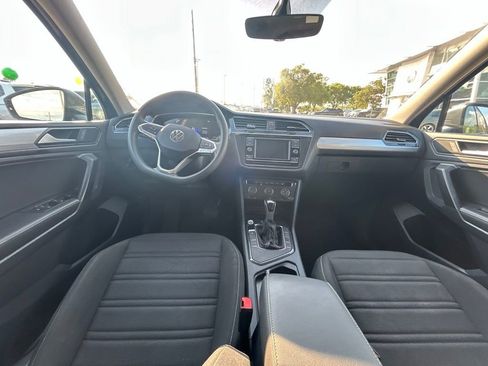 Certified 2023 Volkswagen Tiguan S image 9