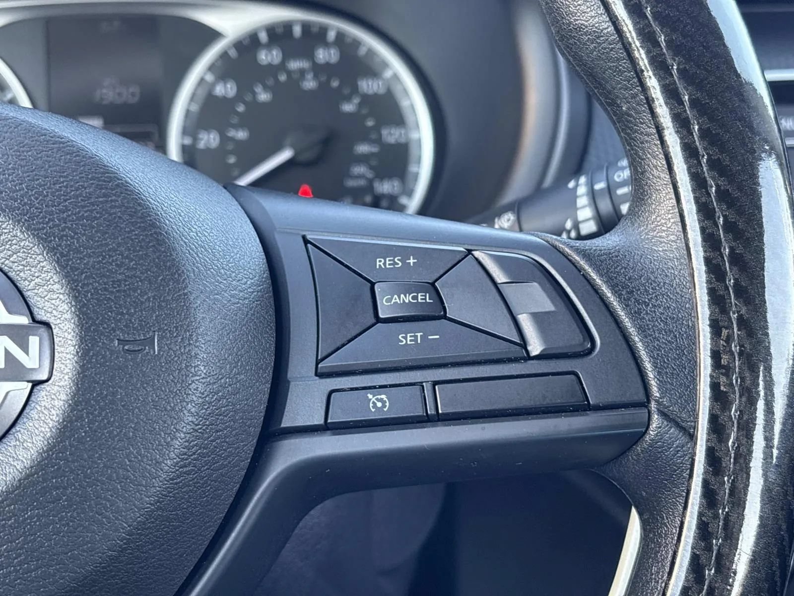 Used 2024 Nissan Kicks S FWD image 28