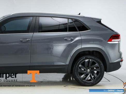 Used 2023 Volkswagen Atlas Cross Sport SE w/ Black Wheel Package image 42