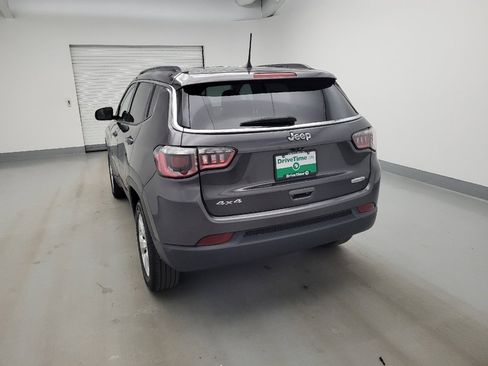 Used 2019 Jeep Compass Latitude w/ Popular Equipment Group AWD/4WD image 6