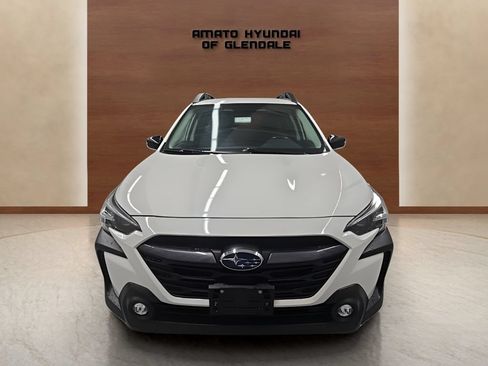 Used 2023 Subaru Outback Premium AWD/4WD image 9