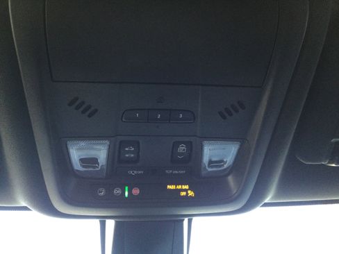 Used 2020 Chevrolet Blazer RS image 15