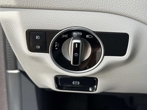 Used 2020 Mercedes-Benz GLA 250 4MATIC image 44