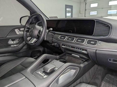 Certified 2025 Mercedes-Benz GLS 450 GLS 450 image 42