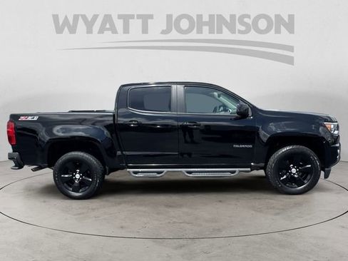 Used 2016 Chevrolet Colorado Z71 AWD/4WD image 6