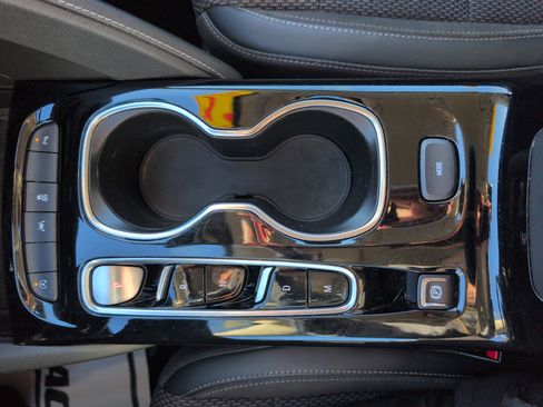 Used 2021 Buick Envision Preferred image 24