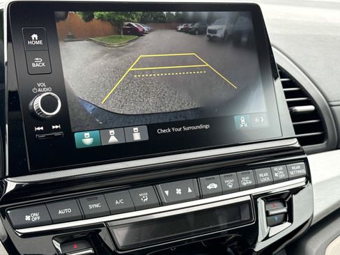 New 2026 Honda Odyssey EX-L image 6
