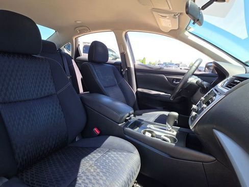 Used 2017 Nissan Altima 2.5 SV FWD image 12