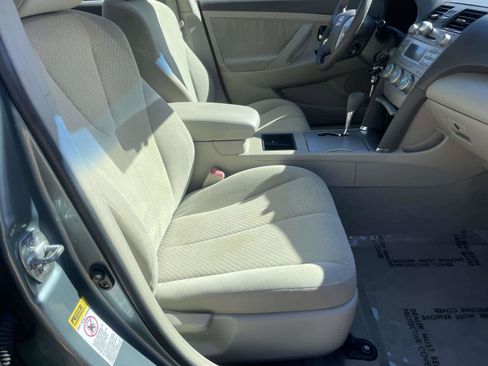 Used 2008 Toyota Camry LE image 11