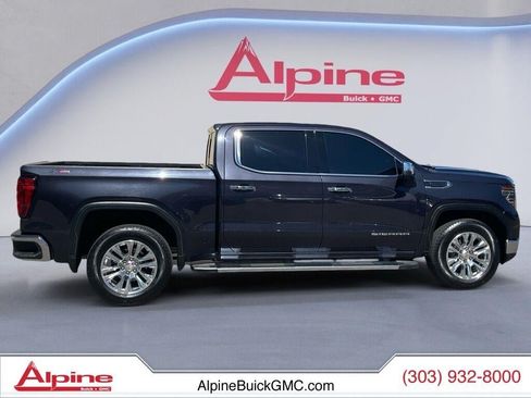 Used 2023 GMC Sierra 1500 SLT w/ SLT Premium Package AWD/4WD image 6