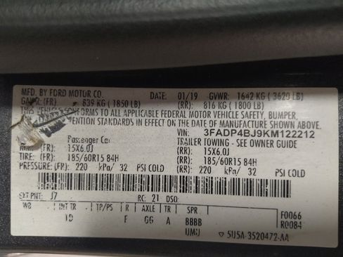 Used 2019 Ford Fiesta SE FWD image 33