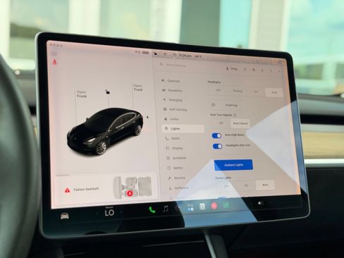 Used 2020 Tesla Model 3 Long Range AWD/4WD image 36