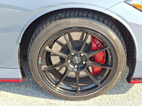 Used 2024 Nissan Z NISMO w/ Floor Mat Package RWD image 8