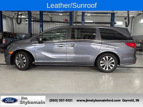 Used 2023 Honda Odyssey EX-L image 4