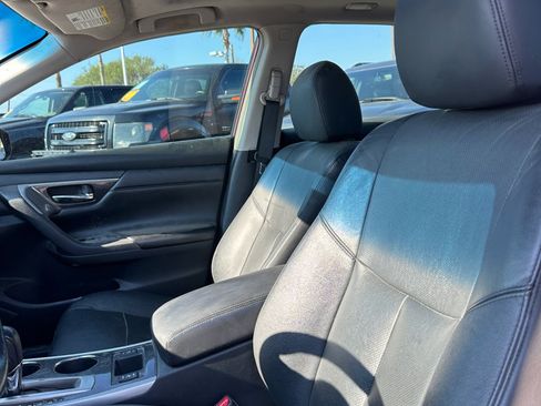 Used 2013 Nissan Altima 2.5 SL image 2