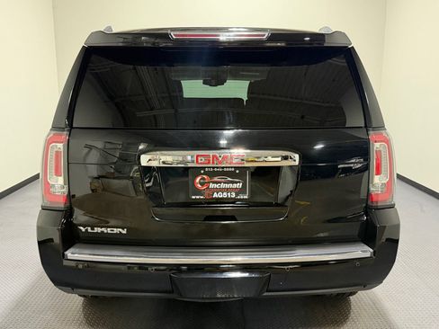 Used 2015 GMC Yukon Denali w/ Touring Package AWD/4WD image 26