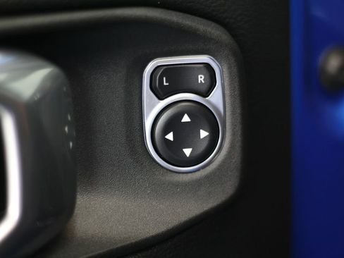 Used 2021 Jeep Gladiator Mojave AWD/4WD image 46