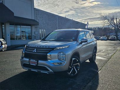 Used 2023 Mitsubishi Outlander SE