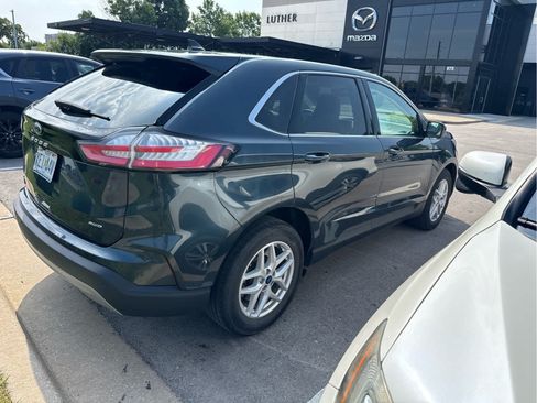 Used 2022 Ford Edge SEL w/ Convenience Package AWD/4WD image 4