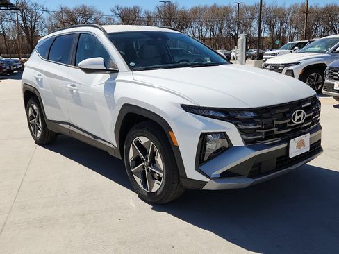 New 2026 Hyundai Tucson SEL Plus FWD image 6