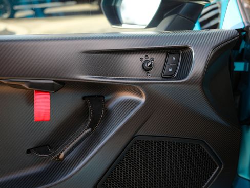 Used 2022 Lamborghini Huracan STO image 21