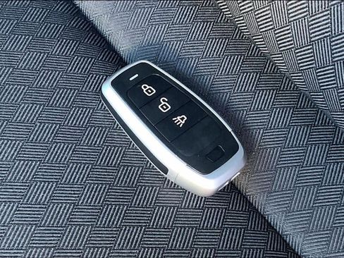 Used 2023 Chevrolet Silverado 1500 RST image 13