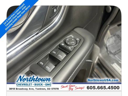 Used 2022 Chevrolet Tahoe LT w/ Luxury Package AWD/4WD image 12