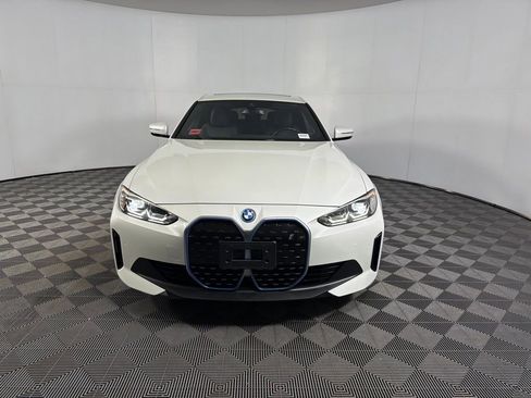 Used 2023 BMW i4 eDrive40 RWD image 4