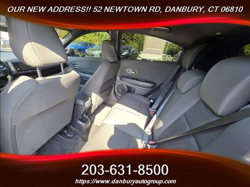 Used 2021 Honda HR-V Sport image 6