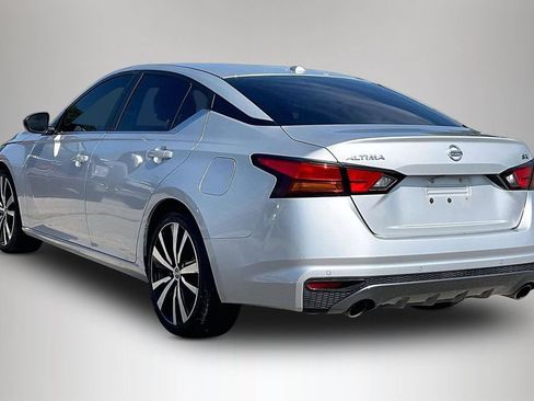 Used 2020 Nissan Altima 2.5 SR FWD image 4