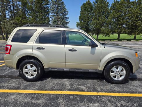 Used 2012 Ford Escape XLT image 12